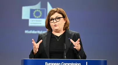 Cine este Adina Vălean. Cu ce se ocupă și ce avere are soția lui Crin Antonescu