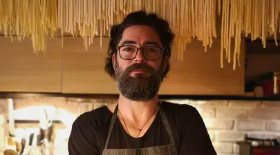 Cum arată casa lui Dan Bordeianu de la Brănești. A moștenit-o de la tatăl lui: „Am decis să renovez”