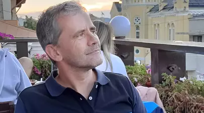 Moartea misterioasă a lui Bogdan Deftu, fost polițist criminalist, găsit în comă, cu multiple fracturi craniene, în gara din Câmpina. Ce arată primele detalii din anchetă