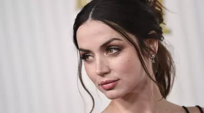 Ana de Armas, momente tandre cu Manuel Anido în public. Cuplul s-a confruntat cu critici după confirmarea relației