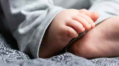 Cazul copilului furat din Spitalul Județean Bacău: Tânăra care a luat bebelușul, reținută. Ce spune soțul femeii care și-ar fi vândut nou-născutul