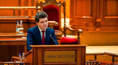 Nicușor Dan critică decizia CCR de a secretiza declarațiile de avere ale demnitarilor: „Este în contradicție cu un principiu esențial al democrației”
