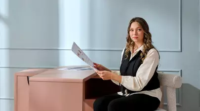 Mobexpert a produs comoda multifuncţională proiectată de studenta câştigătoare a competiţiei Inspodesign. Cum arată prototipul!
