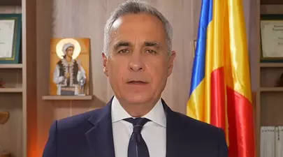 Călin Georgescu, filmat la biserica în care s-a măritat Kira Hagi. Cum a fost surprins fostul candidat la alegerile prezidențiale