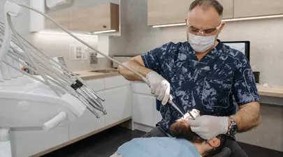 Care este cel mai bun dentist din București