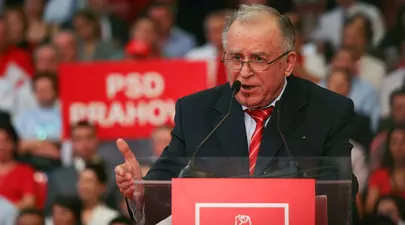 Cum se simte Ion Iliescu, internat la Spitalul Clinic „Agrippa Ionescu”: „Indicele de performanță fizică este semnificativ scăzut”
