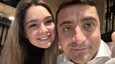 Ilinca Simion, surprinsă la mare, în costum de baie. Cum a fost fotografiată soția lui George Simion pe plajă