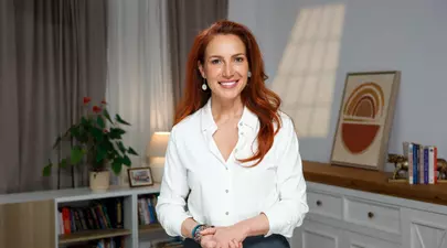 Urania Cremene, expert în parenting: “Părintele de azi fie cocoloșește, pune pachețel și spală șosete până la 18 ani, fie trece în extrema cealaltă, își pierde cumpătul” / Exclusiv