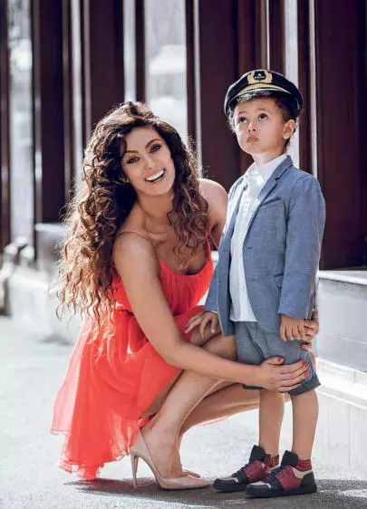 Claudia Pavel si Noah