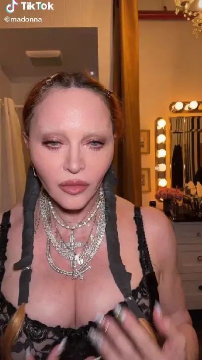 madonna-a-facut-twerk-in-lenjerie-intima-pe-tiktok-1