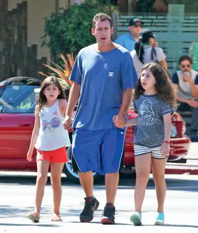 Adam Sandler (49), Sunny (7) & Sadie (9)
