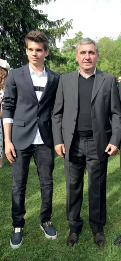 Gheorghe și Ianis Hagi anul trecut, la Ziua Regalității