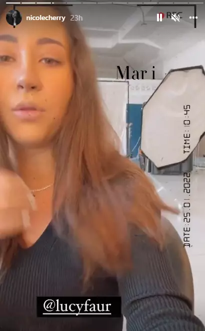 Nicole-Cherry-tuns-3