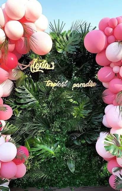 Alexia-Eram-petrecere-2