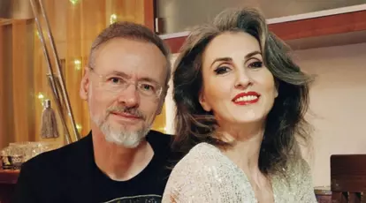 Fotografia rară publicată de Mihai Albu de ziua lui. Mikaela, fiica Iuliei Albu, surprinsă alături de tatăl ei și actuala lui soție