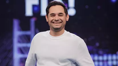 Cum își câștiga Mihai Rait banii înainte să ajungă în „Las Fierbinți”. „Primul meu salariu a fost două pulovere și un cartuș de Kent”