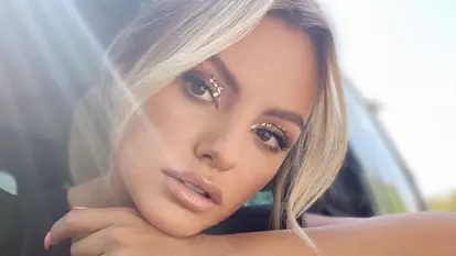 Alexandra Stan și fetița ei au fost externate. Imagine emoționantă cu micuța Eva, după ce a ajuns acasă