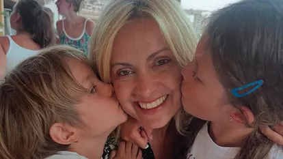 Imagini inedite cu fetița Simonei Gherghe. Ana a împlinit 9 ani. „Tu m-ai învățat să fiu mamă”
