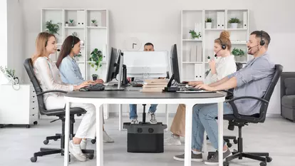 Mare parte din români caută un job nou în 2026, arată un sondaj eJobs. 40% vor să își schimbe jobul până la vară