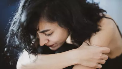 Te confrunți cu dureri persistente de braț? Specialiștii KINOMED explică opțiunile