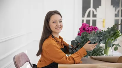 Horoscop mâine, 9 iunie 2026. Universul deschide uși neașteptate, Luna și Venus favorizează iubirea, împăcările și deciziile importante