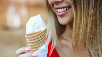 Înghețata din două ingrediente pe care o poți mânca la dietă