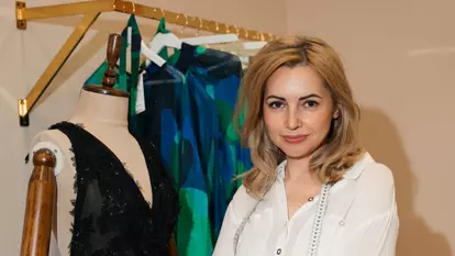 Mihaela Andronic, designerul român care a îmbrăcat-o pe Mariani Piaget la Miss Universe Brasil 2026