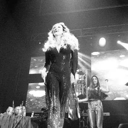 Iulia-Vantur-concerte-America-6