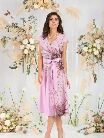 Alegerea rochiilor de zi elegante pentru evenimente. De ce criterii să ții cont?