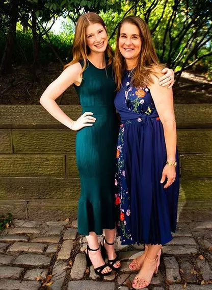 Jennifer-Gates-si-mama-ei