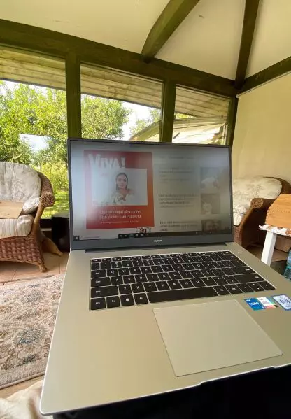 prezentare-huawei-matebook-d15-un-laptop-care-traduce-luxul-din-scump-in-accesibil-5-4