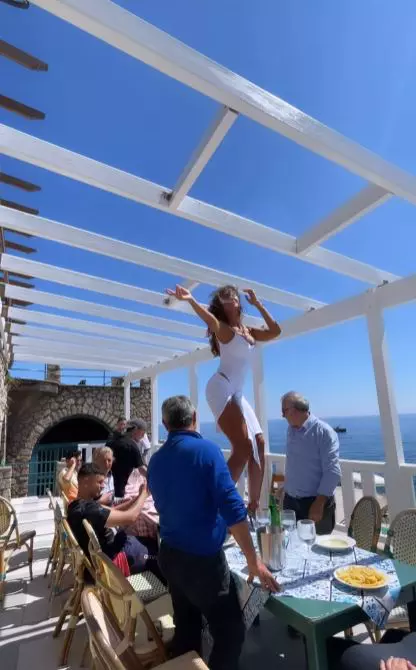 Mădălina Ghenea (15)