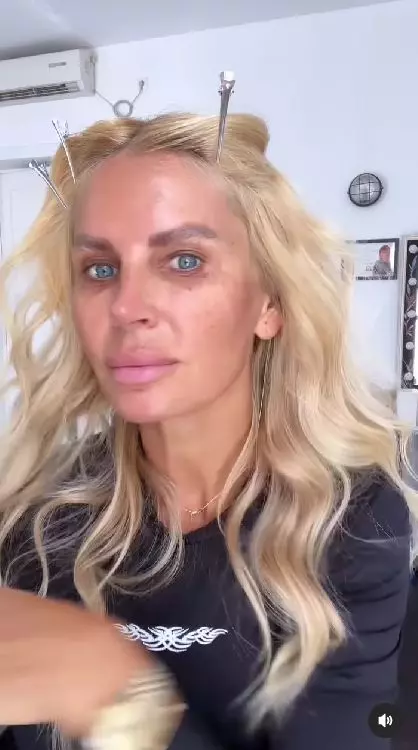 Cum-arata-Andreea-Banica-complet-nemachiata.-2