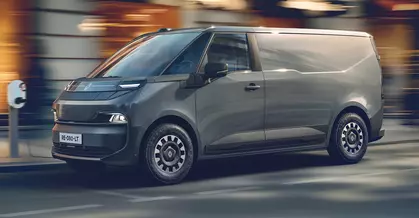 Este doar un vehicul comercial, însă ce bine arată! În plus, cifrele lui Renault Trafic E-Tech confirmă promisiunile designului