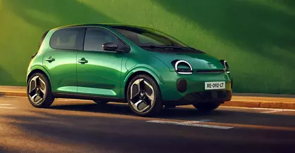 De ce să schimbi ceva care a avut succes? Renault Twingo ne arată că e suficient să-l adaptezi noilor vremuri