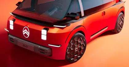 Ergonomie și modularitate de top, dar pe care Citroën ELO Concept le propune sub un design pe care l-am numi „tehno-rebel”