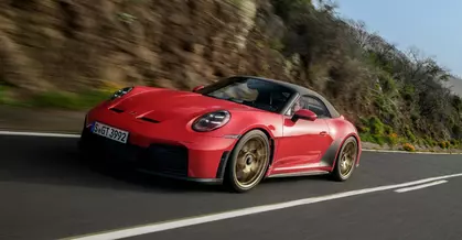 Lansat la timp pentru călătoriile sezonului estival: Porsche 911 GT3 S/C este un fel de „noul vin vechi”