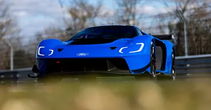 Propulsat exclusiv cu motor cu ardere internă, Ford GT Mk IV își înscrie numele la vârf în registrul Nürburgring Nordschleife