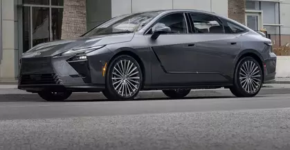 Generație nouă, dar și schimbare strategică: luxosul Lexus ES pune o miză considerabilă pe fabricația în China