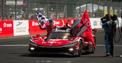 Podium cu mărci sonore în ediția 2026 a cursei de 24 de ore de la Le Mans. Ascensiunea BMW merită toată atenția!