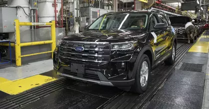 După ce a mizat pe acuratețea AI și treaba nu a mers conform așteptărilor, Ford a decis să reangajeze 350 de ingineri veterani