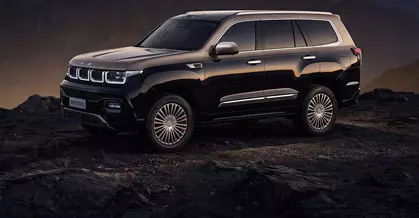 Ce-am mai găsit prin magazinul chinezesc: BAIC Taitan 700, un opulent SUV de lux cu propulsie hibridă preponderent electrică