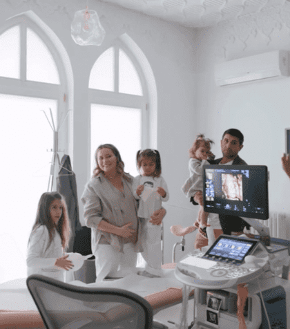 Wow! Cel mai important ANUNȚ-FULGER de ultimă oră de la mama-eroină Laura Cosoi! Da, da, da, este adevărat, Laura tocmai a...