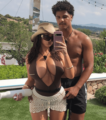 Controversata ispită de la Insula Iubirii l-a cucerit pe fotbalistul retras la 22 de ani: „Dacă vreau un tip, întotdeauna îl obțin!”