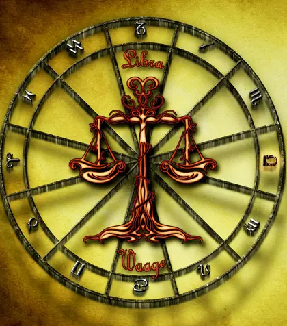HOROSCOPUL CARIEREI pentru cei născuți pe 9 octombrie 2026. Ei au SUCCES în domenii care presupun cunoașterea oamenilor, comunicare și capacitatea de a inspira. Au însă tendința să investească prea mult în cei din jur