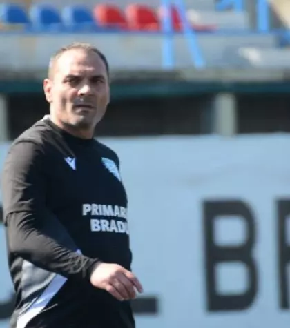 Ultimele momente din viața fotbalistului care A MURIT la 47 de ani. I s-a făcut rău în timpul unui meci. Soția lui Marian Predică este DEAVASTATĂ DE DURERE: "Mi-ai rupt inima în milioane de bucăți. Cum ai putut să mă lași singură! Cum ai putut să..."