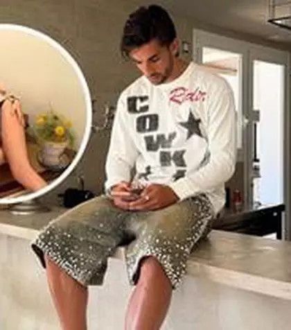 Abia s-a despărțit de iubita influencer și Barcelona vrea să-l vândă acum dintr-un motiv stânjenitor