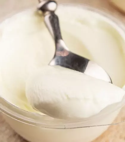 Ce este skyr și cum se obține - proprietăți și beneficii pentru sănătate