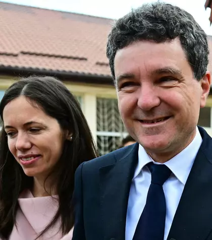 Gata, e oficial! Ce salariu are Mirabela Grădinaru, dar asta nu e tot! Surpriza uriașă din declarația de avere! Da, scrie negru pe alb! O cheamă…