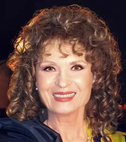 Angela Similea, urări minunate de la nepoți! Oficial, are un singur copil, dar în realitate are casa plină! Și îi spună ”mamă”!